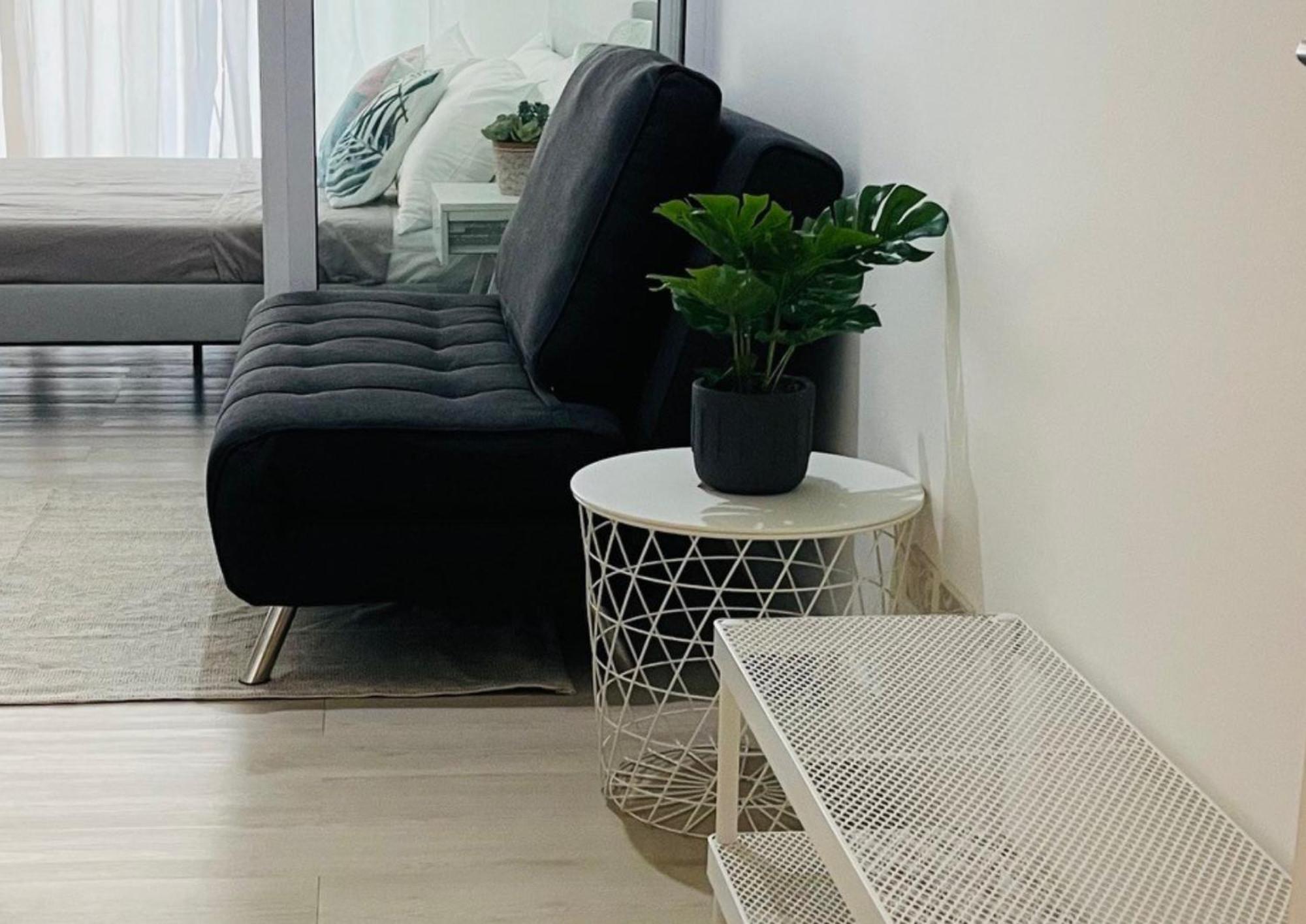 Beach Front Living In The Heart Of The City, Azure Residences 마닐라 외부 사진